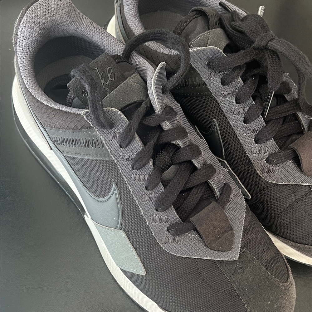 Nike Air Max Pre-Day Men’s Size 6 Running Shoes
